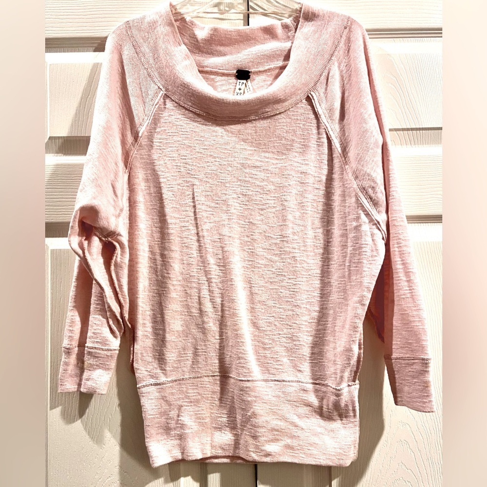 Free People XS We The Free Palisades Off The Shoulder Pink Shirt Sweater